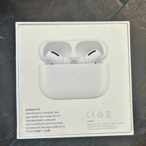 Apple Other - NWT AirPods Pro Charging Case